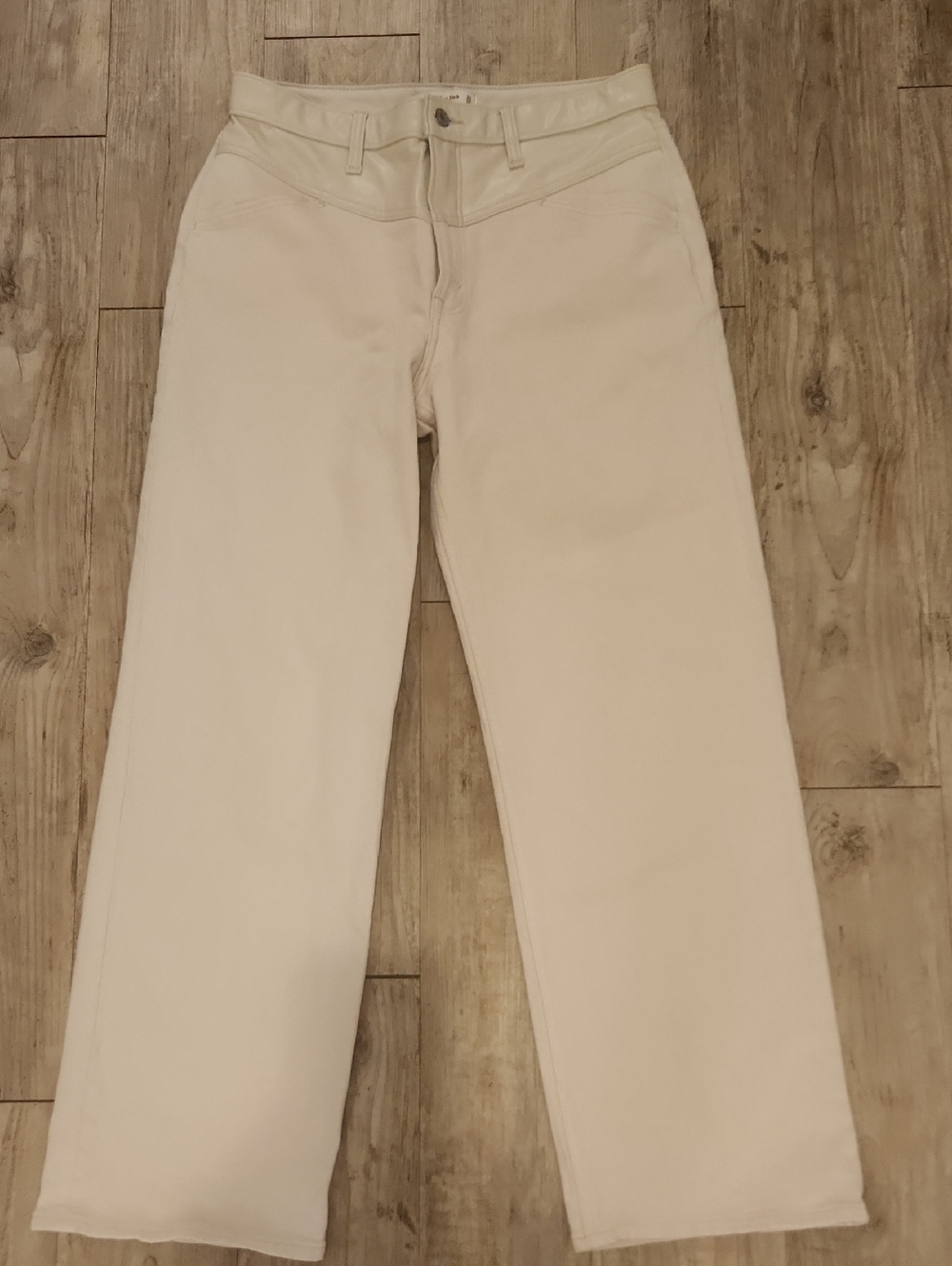 Abercrombie & Fitch Wide-Leg High-Rise Jeans in Cream Faux Leather 90s
